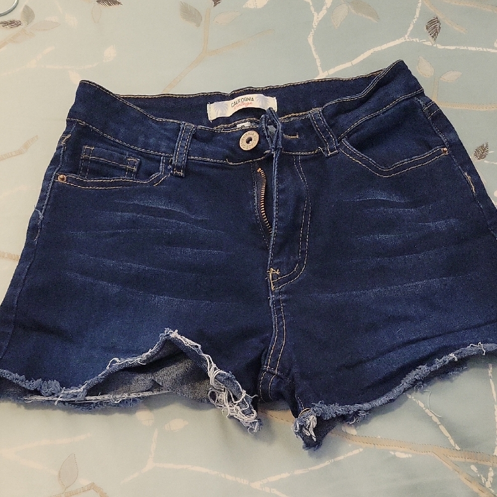 Blue Jean Shorts Distressed Cut-Off Style